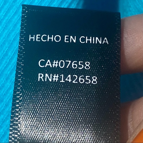 Charlotte Russe Bungee Strap Ribbed Cropped Camis Set of 2 Large - Picture 6 of 8